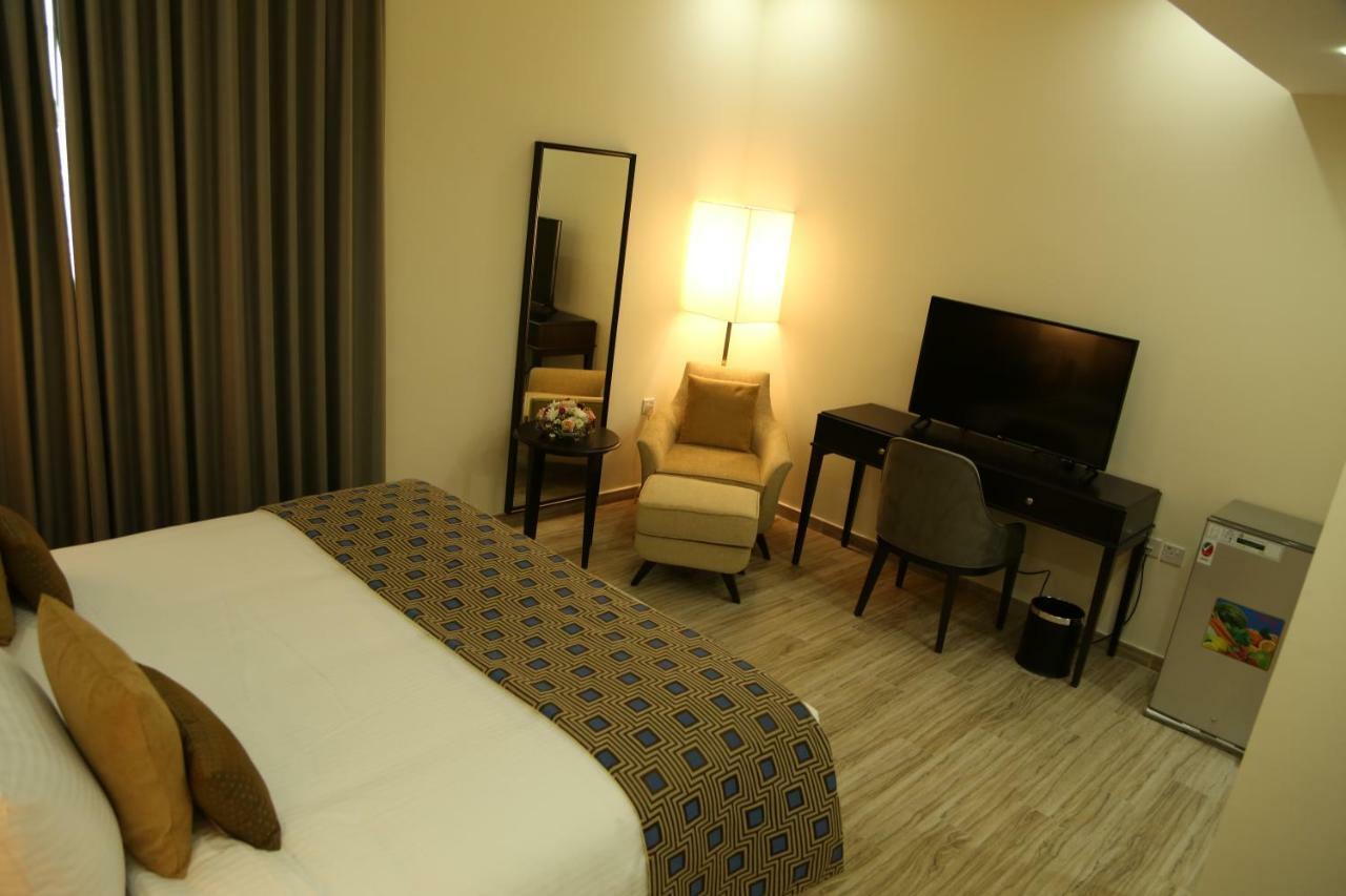Uptown Hotel Apartment Fujairah By Gewan מראה חיצוני תמונה